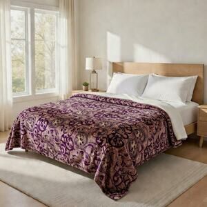 Cozy Queen Size Blanket - Plush & Warm with Vibrant Colors, Pink Purple Floral